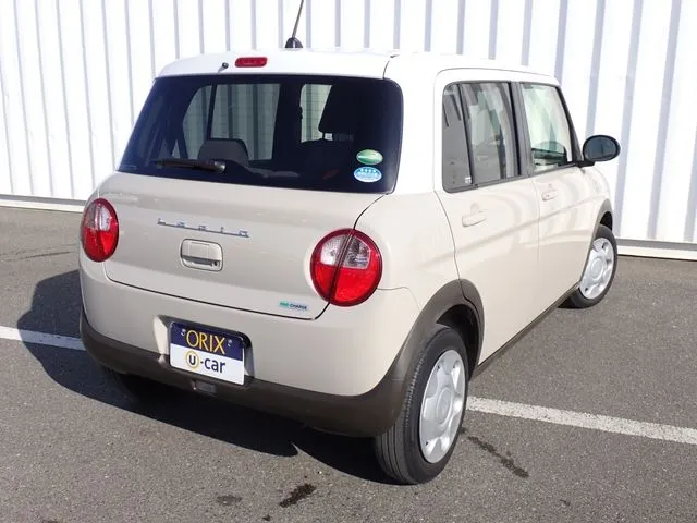 アルト　ラパン（スズキ）の車両写真