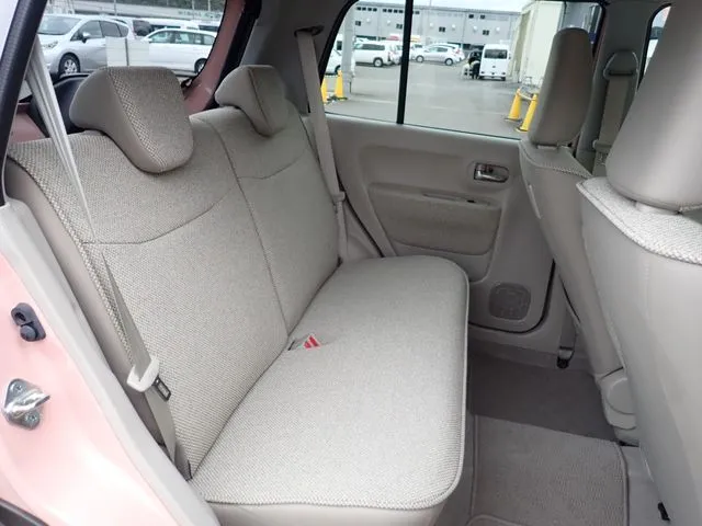 アルト ラパン(スズキ)の車両写真