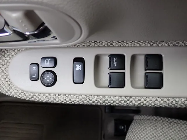 アルト ラパン(スズキ)の車両写真