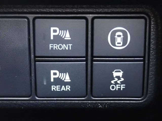 インサイト　セダン（ホンダ）の車両写真