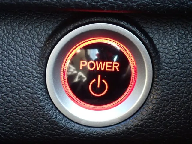 インサイト　セダン（ホンダ）の車両写真