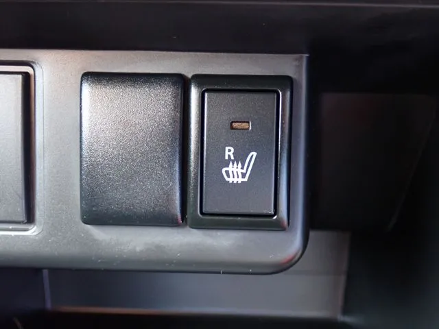 アルト　４ＷＤ（スズキ）の車両写真