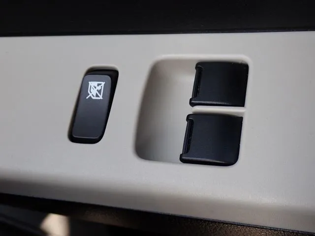 アルト　４ＷＤ（スズキ）の車両写真