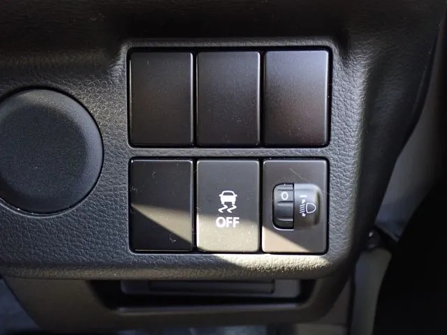 アルト　４ＷＤ（スズキ）の車両写真