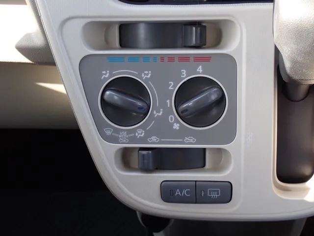 ムーヴ(ダイハツ)の車両写真