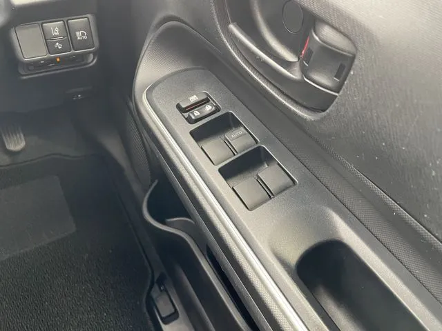 アクア（トヨタ）の車両写真