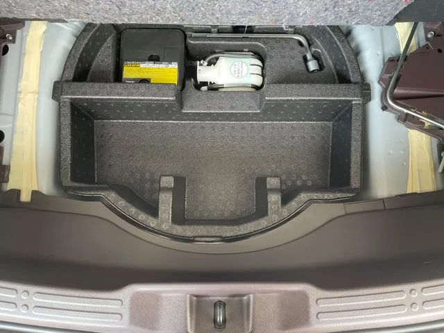 スペイド（トヨタ）の車両写真