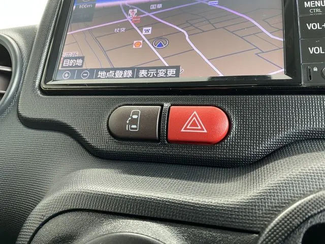 スペイド（トヨタ）の車両写真