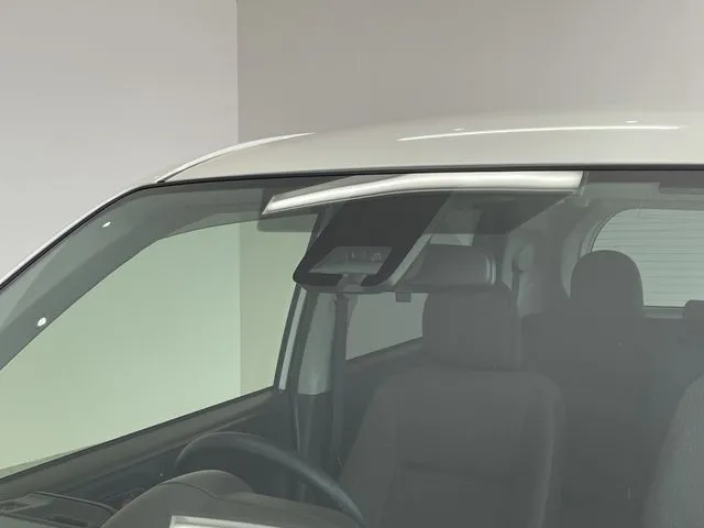 スペイド（トヨタ）の車両写真