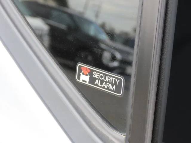 ミラ　イース（ダイハツ）の車両写真