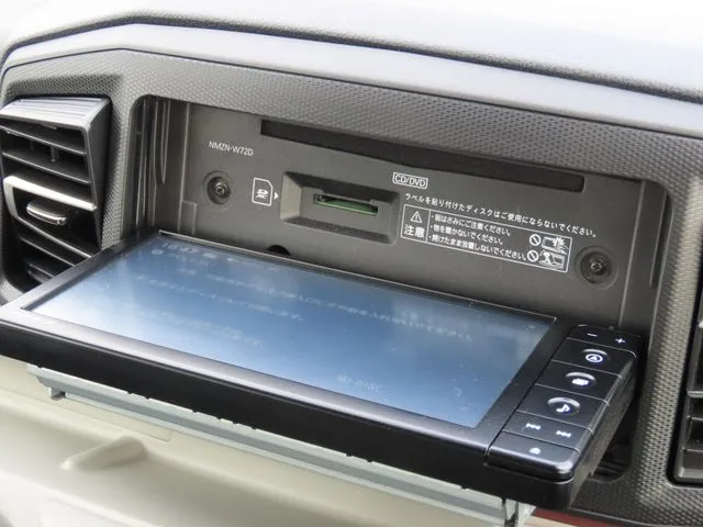 ミラ　イース（ダイハツ）の車両写真