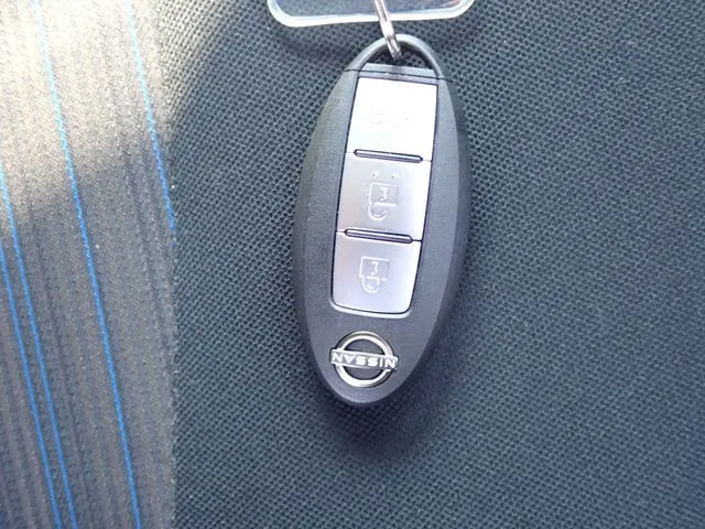 リーフ（ニッサン）の車両写真