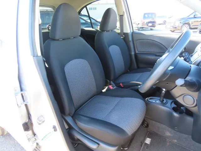 マーチ(ニッサン)の車両写真