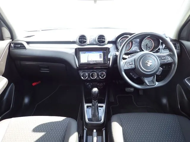 スイフト(スズキ)の車両写真