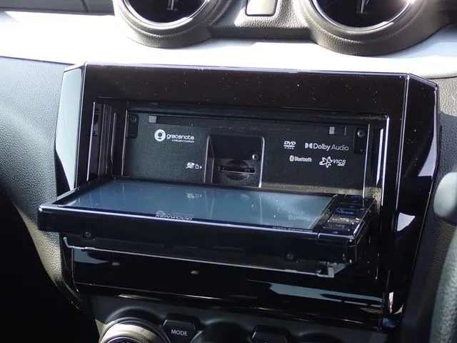 スイフト(スズキ)の車両写真