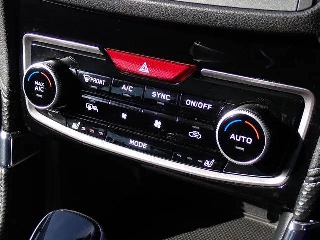 スバル　フォレスター