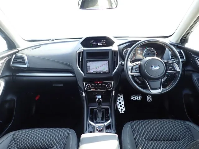 スバル　フォレスター