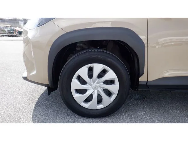 ヤリスクロス　ハイブリッド（トヨタ）の車両写真