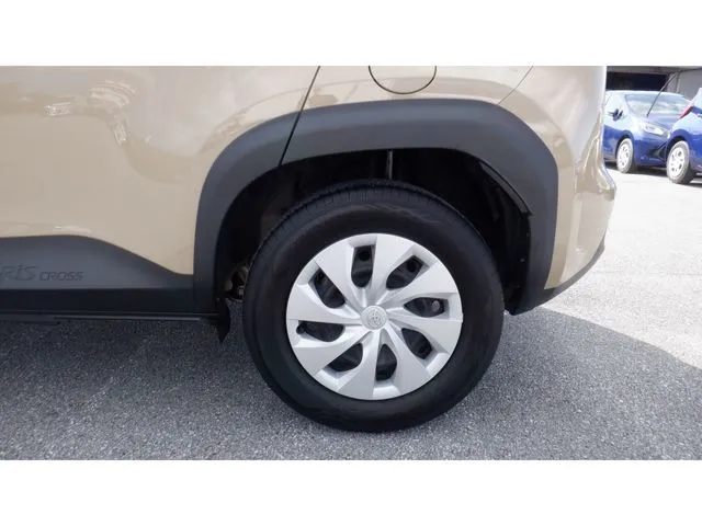 ヤリスクロス　ハイブリッド（トヨタ）の車両写真