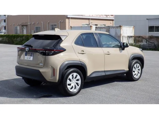 ヤリスクロス　ハイブリッド（トヨタ）の車両写真