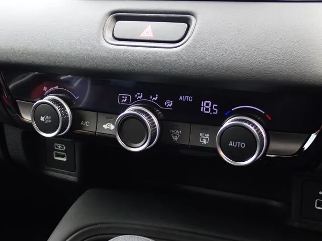 ホンダ ヴェゼル e:HEV