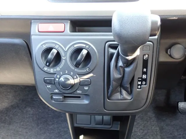 アルト（スズキ）の車両写真