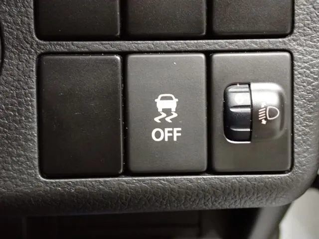 スズキ　アルト　４ＷＤ