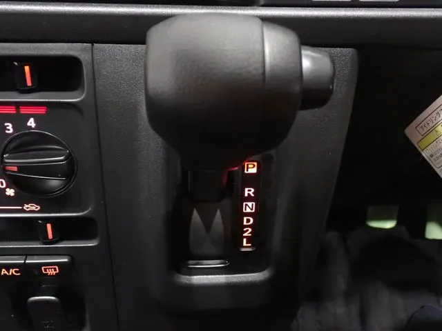 ダイハツ　ハイゼットカーゴ