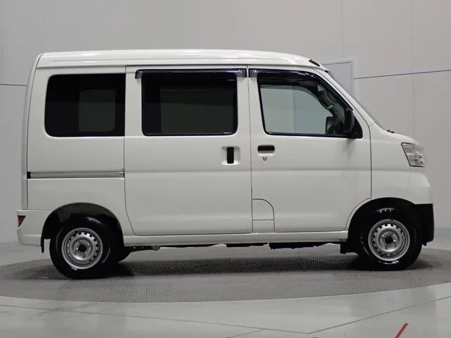 ダイハツ　ハイゼットカーゴ