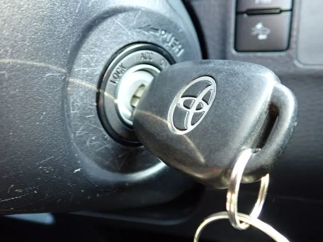 プロボックスバン　２ＷＤ（トヨタ）の車両写真