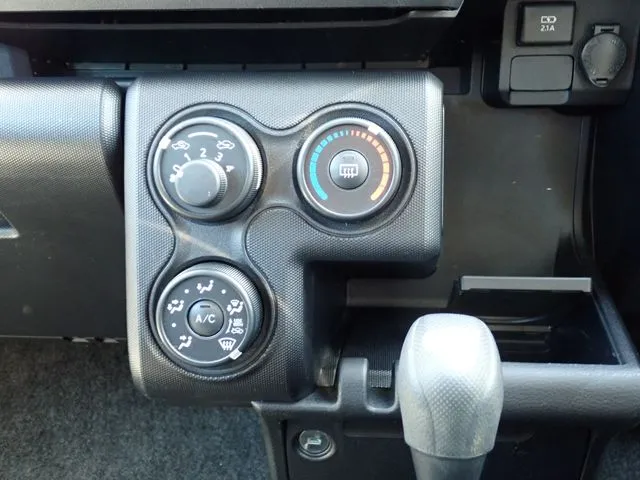 プロボックスバン　２ＷＤ（トヨタ）の車両写真