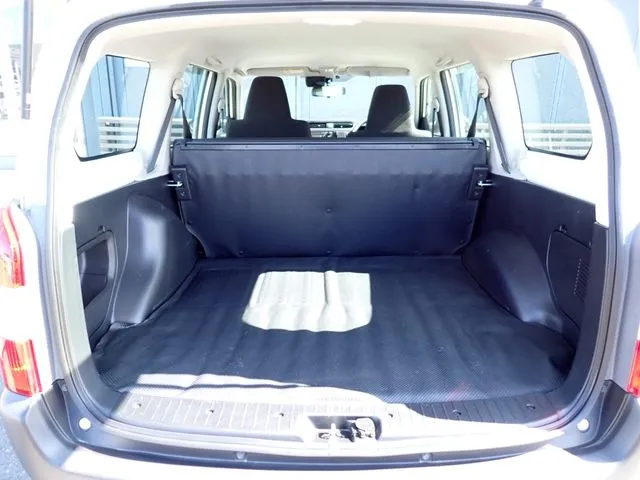 プロボックスバン　２ＷＤ（トヨタ）の車両写真