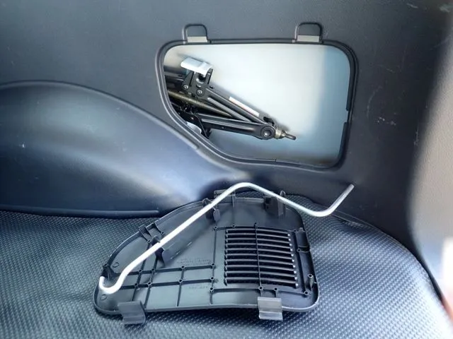 プロボックスバン　２ＷＤ（トヨタ）の車両写真