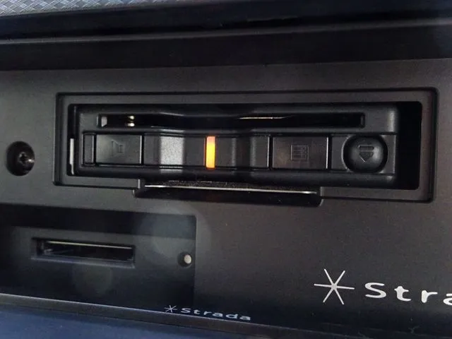 ミラ イース(ダイハツ)の車両写真