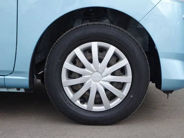 ミラ イース(ダイハツ)の車両写真