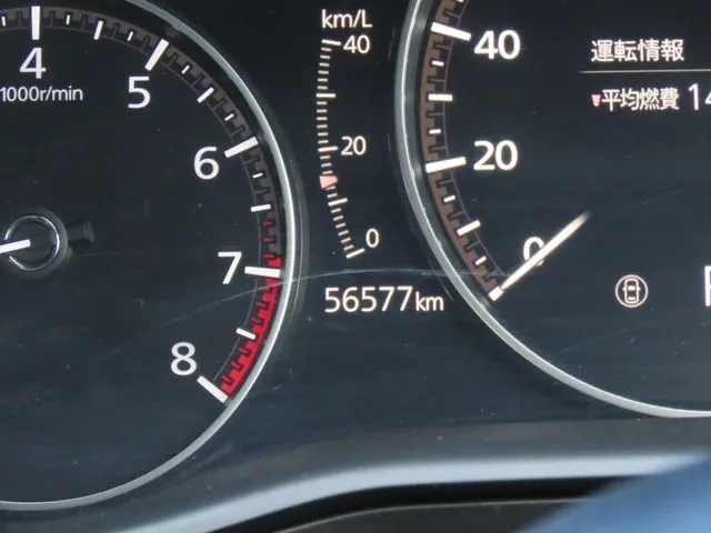 ＭＡＺＤＡ３　ファストバック（マツダ）の車両写真