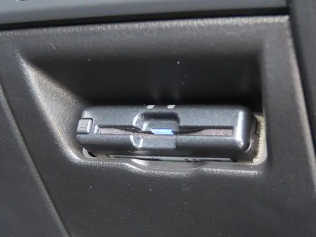 ＭＡＺＤＡ３　ファストバック（マツダ）の車両写真