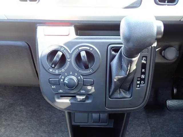 アルト（スズキ）の車両写真