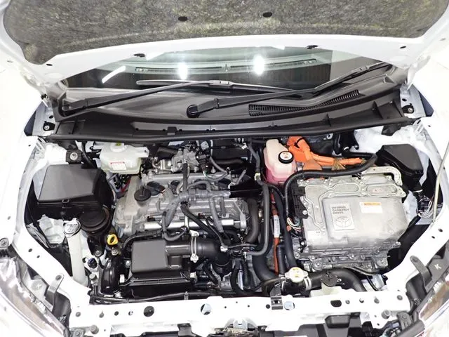 トヨタ　カローラフィールダー　ハイブリッド