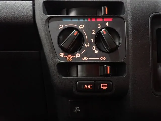 ダイハツ　ハイゼットカーゴ