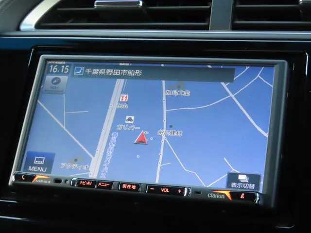 シャトル　ハイブリッド（ホンダ）の車両写真