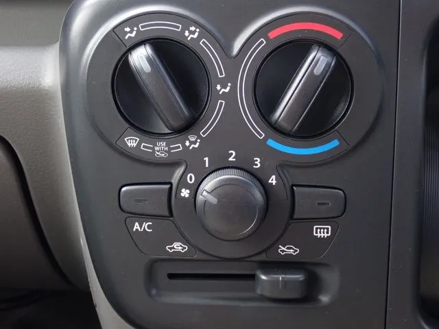 ニッサン　ＮＶ１００クリッパー