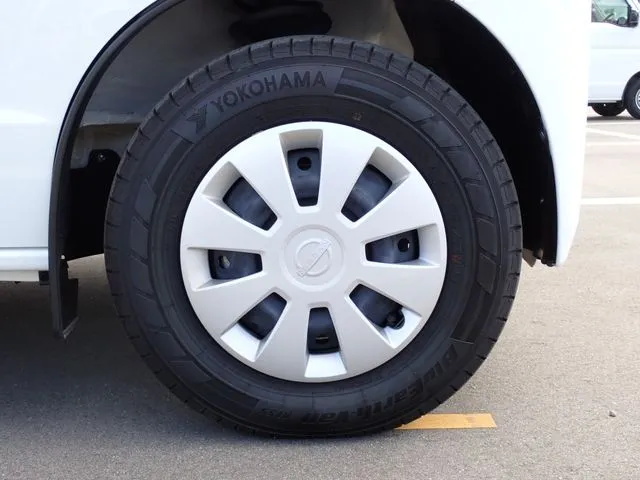 ニッサン　ＮＶ１００クリッパー