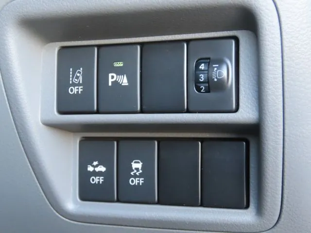 エブリイバン（スズキ）の車両写真