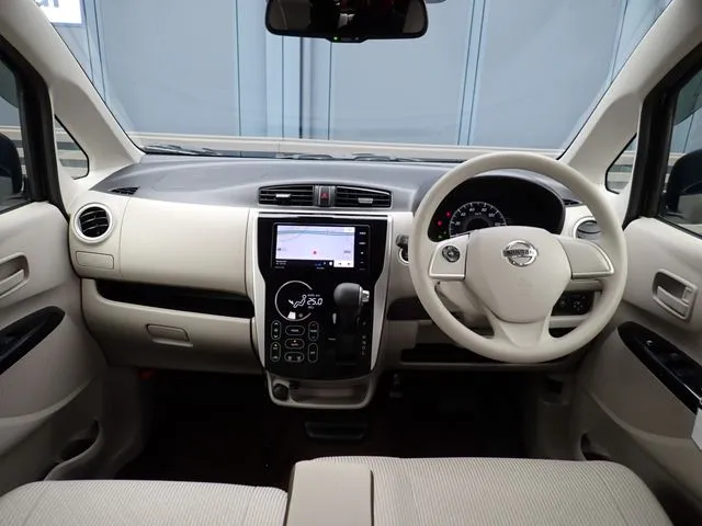 デイズ(ニッサン)の車両写真