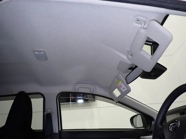 ダイハツ　ミラ　イース