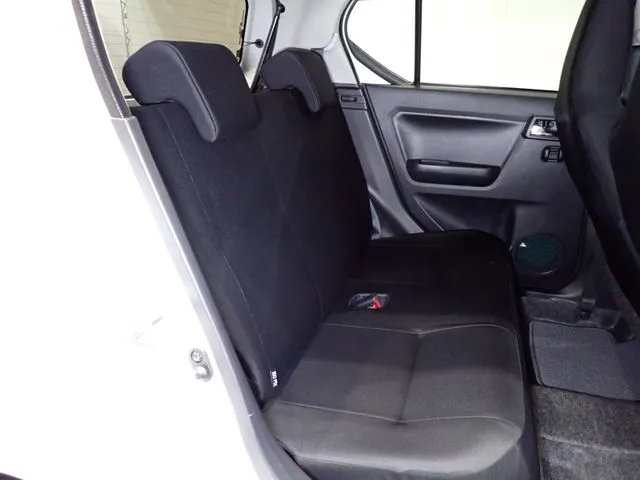 ダイハツ　ミラ　イース