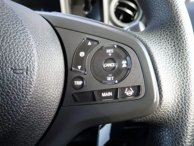 N-VAN(ホンダ)の車両写真