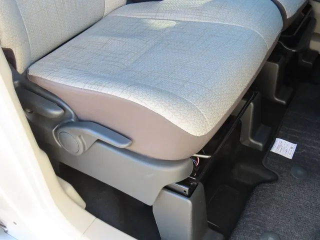 ルークス(ニッサン)の車両写真