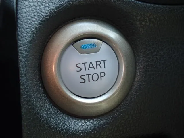 ノート(ニッサン)の車両写真